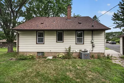 1220 Frisbie Avenue, Maplewood, MN 55109 - Photo 25