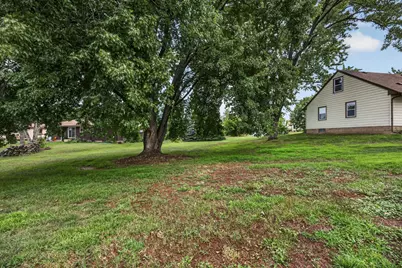 1220 Frisbie Avenue, Maplewood, MN 55109 - Photo 39