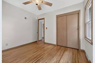 1220 Frisbie Avenue, Maplewood, MN 55109 - Photo 15