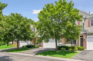 114 River Woods Dr W, Saint Paul Park, MN 55071 - Photo 1