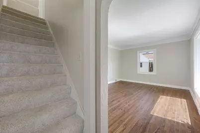 1051 Burke Avenue W, Roseville, MN 55113 - Photo 15