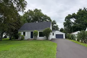 1051 Burke Ave W, Roseville, MN 55113 - Photo 1