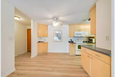 4 Pine Tree Drive #110, Arden Hills, MN 55112 - Photo 9