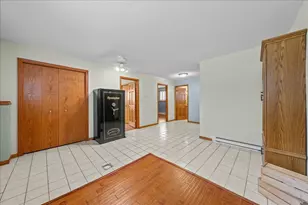 1041 River Dr, River Falls, WI 54022 - Photo 23