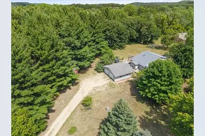 1041 River Drive, River Falls, WI 54022 - Photo 5