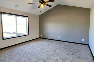 1119 8th Ave SE, Waseca, MN 56093 - Photo 9