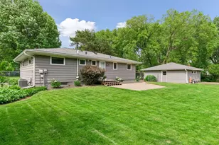 15725 2nd Ave N, Plymouth, MN 55447 - Photo 45