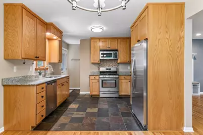 15725 2nd Avenue N, Plymouth, MN 55447 - Photo 11