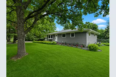 15725 2nd Avenue N, Plymouth, MN 55447 - Photo 3