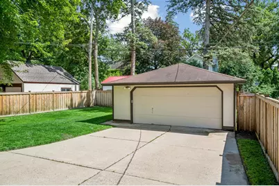 2325 Cromwell Drive, Minneapolis, MN 55410 - Photo 37