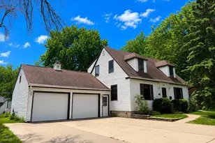 940 Victoria St, Fairmont, MN 56031 - Photo 1