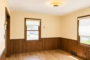 940 Victoria St, Fairmont, MN 56031 - Photo 9