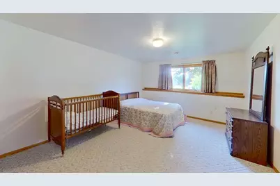 401 S Bruce Street S, Marshall, MN 56258 - Photo 29