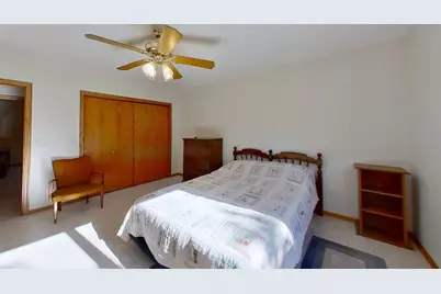 401 S Bruce Street S, Marshall, MN 56258 - Photo 17