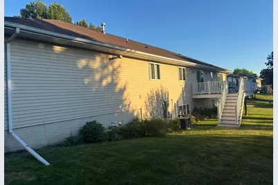 401 S Bruce Street S, Marshall, MN 56258 - Photo 5