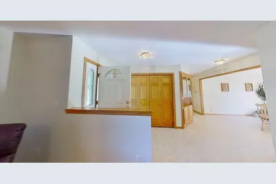 401 S Bruce Street S, Marshall, MN 56258 - Photo 5