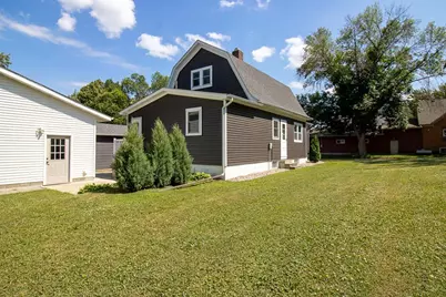 103 E 4th Street, Hanska, MN 56041 - Photo 37