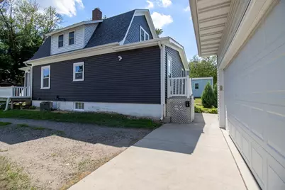 103 E 4th Street, Hanska, MN 56041 - Photo 39