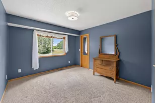8688 380th St, North Branch, MN 55056 - Photo 15