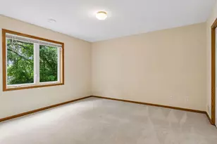 10356 Lancaster Ln, Woodbury, MN 55129 - Photo 37