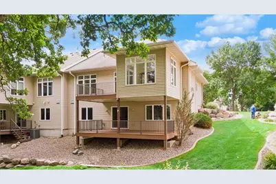 10356 Lancaster Lane, Woodbury, MN 55129 - Photo 41