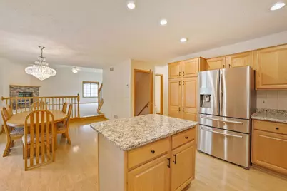 2337 Manuela Drive, Chaska, MN 55318 - Photo 15