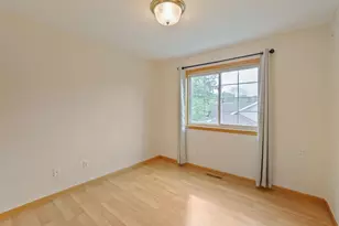 2337 Manuela Dr, Chaska, MN 55318 - Photo 27
