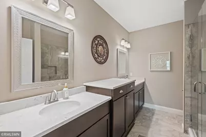 605 Liberty Way, Vadnais Heights, MN 55127 - Photo 17