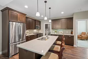 605 Liberty Wy, Vadnais Heights, MN 55127 - Photo 5