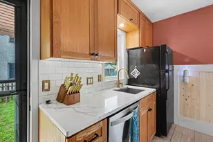 3745 Orchard Ave N, Robbinsdale, MN 55422 - Photo 5