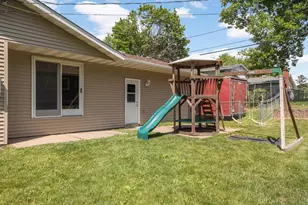1307 17th St W, Hastings, MN 55033 - Photo 25