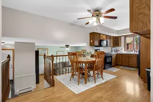 1307 17th St W, Hastings, MN 55033 - Photo 3