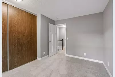 2401 Unity Avenue N, Golden Valley, MN 55422 - Photo 25