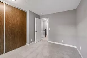 2401 Unity Ave N, Golden Valley, MN 55422 - Photo 25