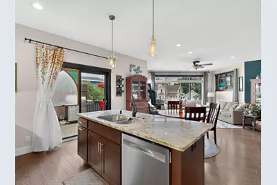 519 N Lakeshore Drive, Lake City, MN 55041 - Photo 9