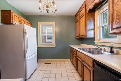 928 N 19th Avenue E, Duluth, MN 55812 - Photo 9