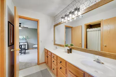 13865 Forest Hill Road, Eden Prairie, MN 55346 - Photo 41