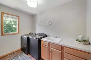 13865 Forest Hill Rd, Eden Prairie, MN 55346 - Photo 29