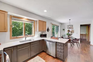 13865 Forest Hill Rd, Eden Prairie, MN 55346 - Photo 25