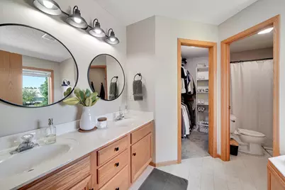 13865 Forest Hill Road, Eden Prairie, MN 55346 - Photo 37