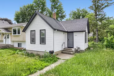 1024 Geranium Avenue E, Saint Paul, MN 55106 - Photo 1