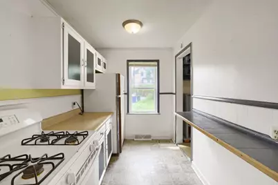 1024 Geranium Avenue E, Saint Paul, MN 55106 - Photo 7