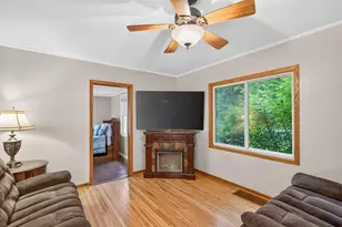 413 3rd Ave E, Shakopee, MN 55379 - Photo 5