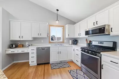 605 E South Street, Belle Plaine, MN 56011 - Photo 5