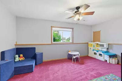 605 E South Street, Belle Plaine, MN 56011 - Photo 19