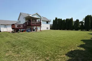 605 E South St, Belle Plaine, MN 56011 - Photo 5