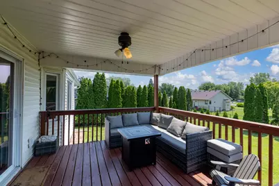 605 E South Street, Belle Plaine, MN 56011 - Photo 27