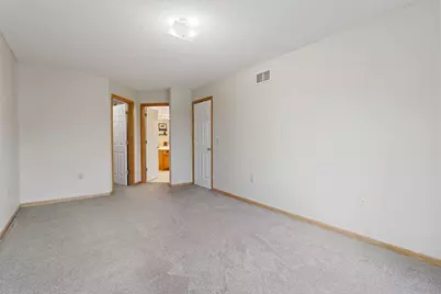 2440 Oakridge Circle, Hudson, WI 54016 - Photo 15