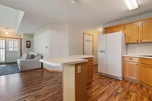 2440 Oakridge Cir, Hudson, WI 54016 - Photo 5