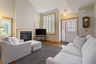 2440 Oakridge Cir, Hudson, WI 54016 - Photo 3